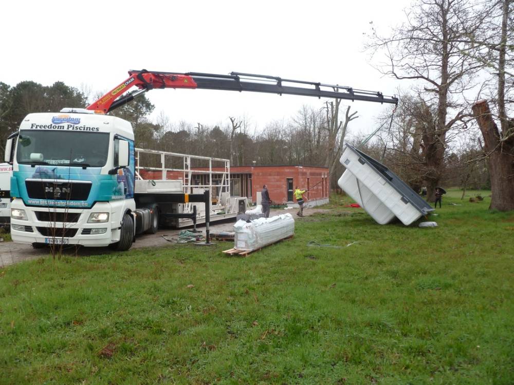 trou pour piscine coque (3)